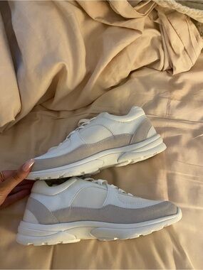 Women's Neutral White & Beige Casual Sneakers